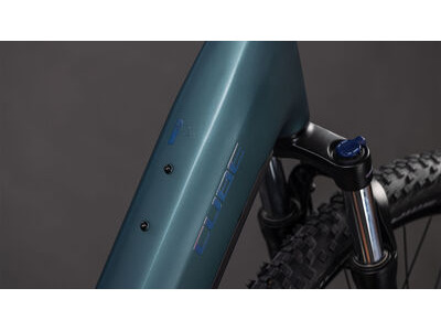 Cube Reaction Hybrid One 600 click to zoom image