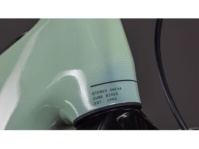 Cube Stereo Hybrid One44 Hpc Race 800 click to zoom image