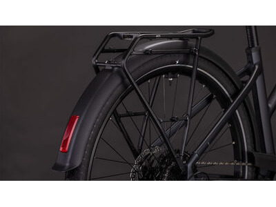 Cube Touring Hybrid One 600 click to zoom image