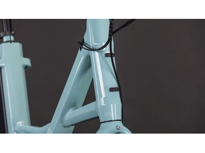 Cube Compact Hybrid Comfort 545 click to zoom image