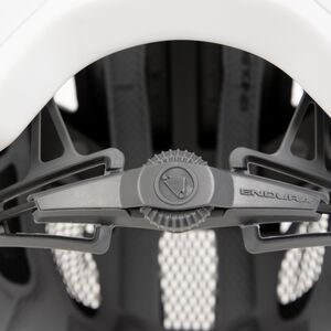 Endura Hummvee Plus Helmet White click to zoom image